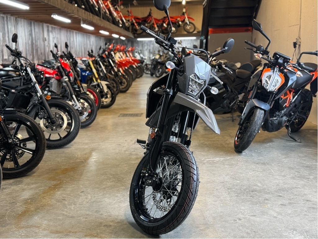 Kawasaki KLX300SM 2024 à vendre