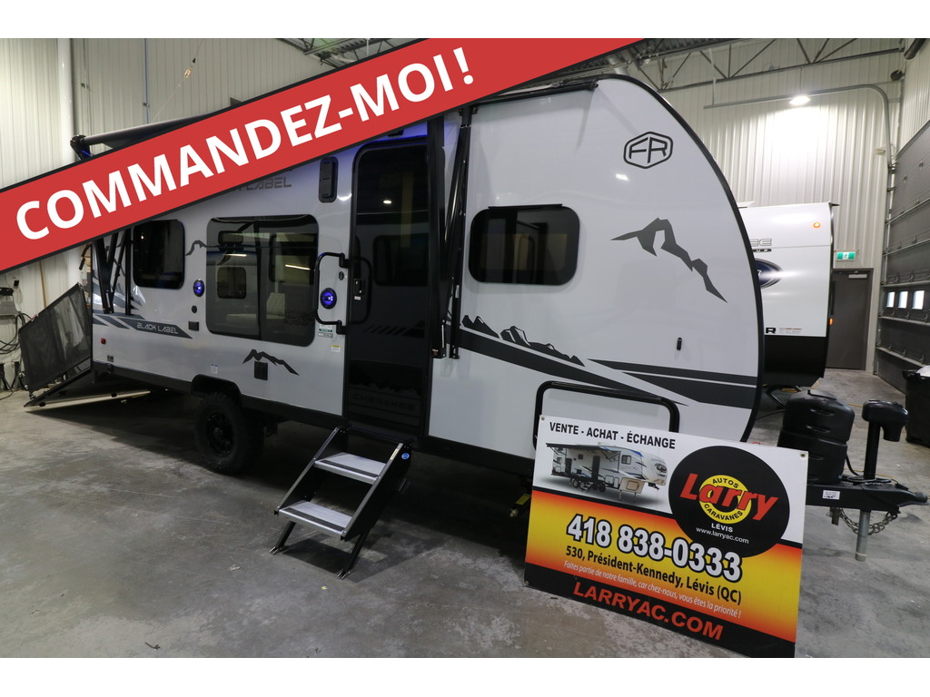 Wolf Pup 18RJBBL 2026