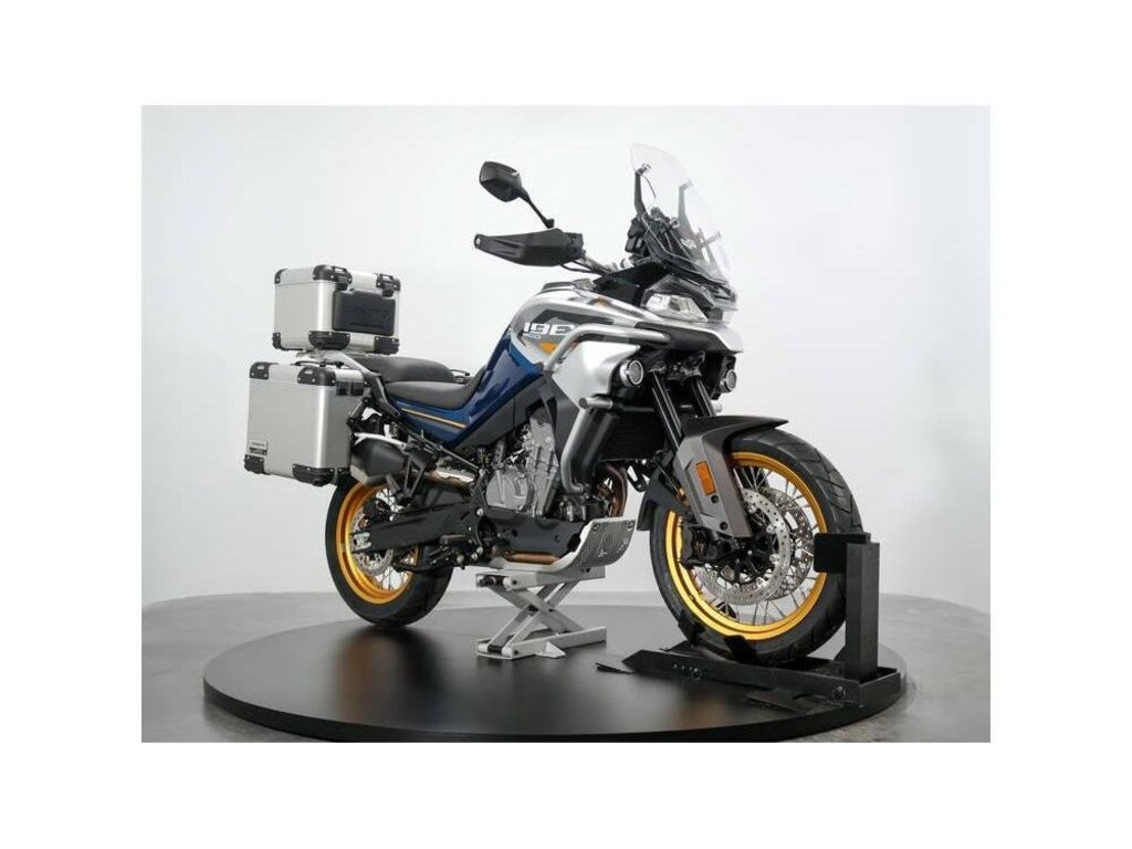 CFMOTO IBEX 800 Touring 2024