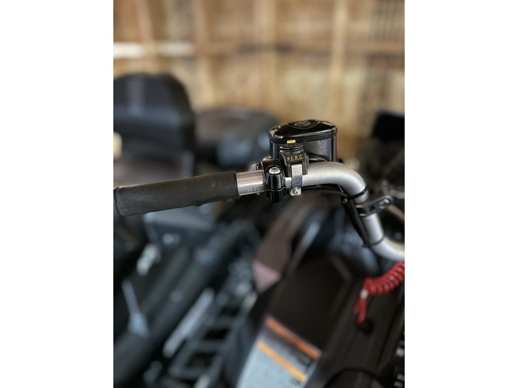 Polaris 800 Assault RMK 155 2018 à vendre