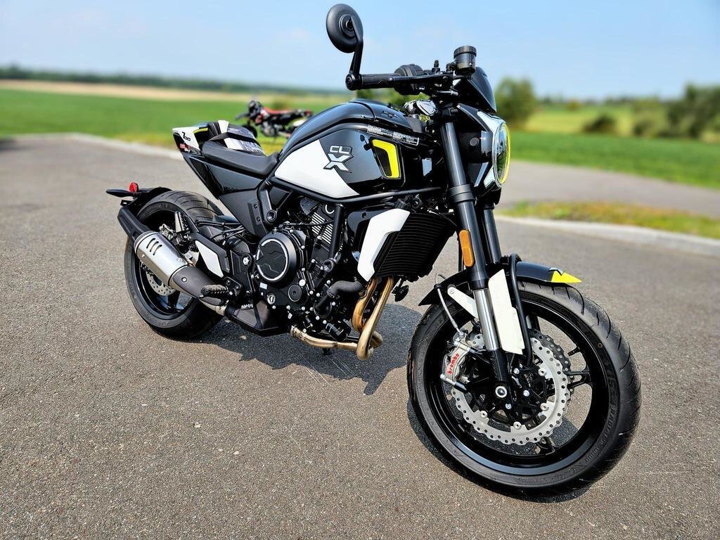 CFMOTO 700 CL-X SPORT 2024