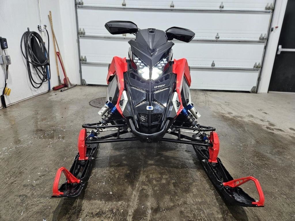 Polaris INDY VR1 850 MATRYS 2021 à vendre