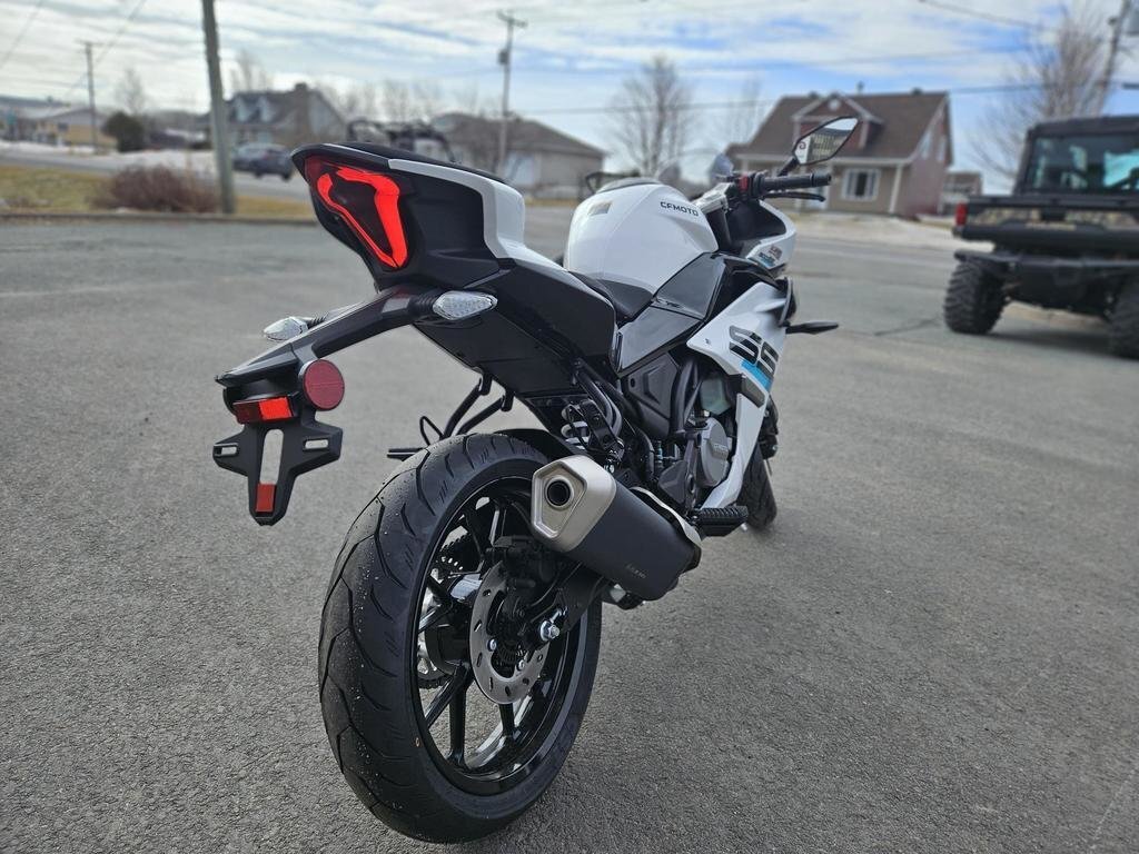 CFMOTO 300 SS 2024 à vendre