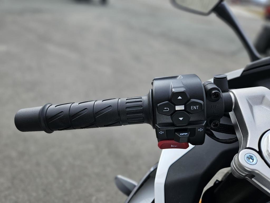 CFMOTO 300 SS 2024 à vendre