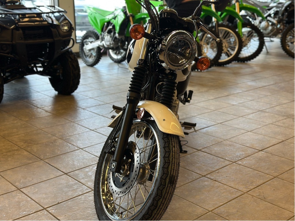 Kawasaki W230 2025 à vendre
