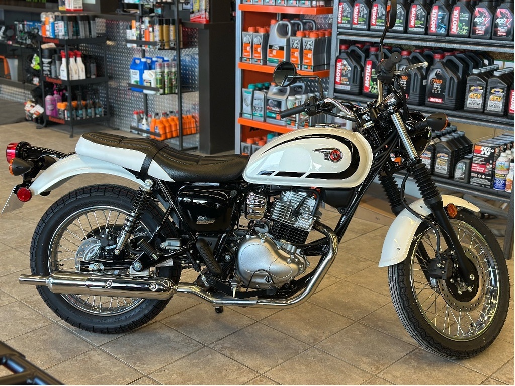 Kawasaki W230 2025 à vendre