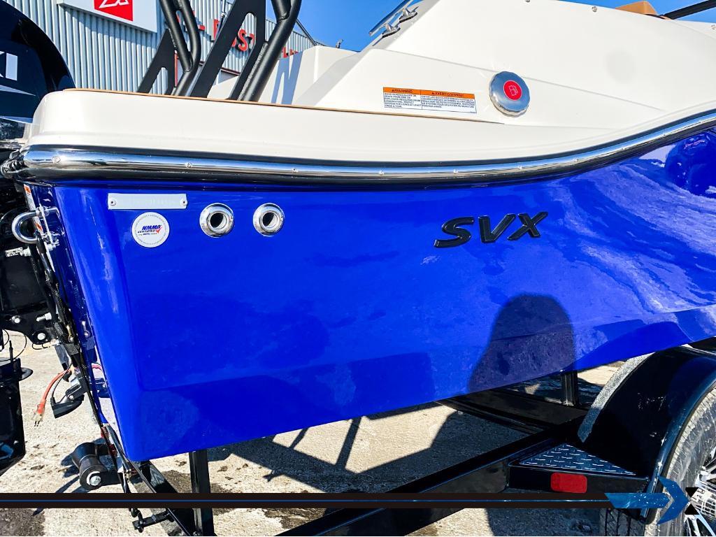 Starcraft SVX 190 OB 140HP deck boat bateau Ponté 2025 à vendre