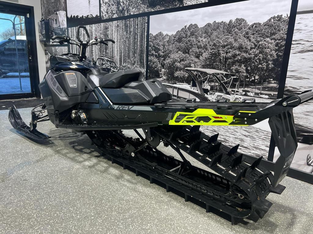 Ski-Doo SUMMIT SP 850 165 2019 à vendre