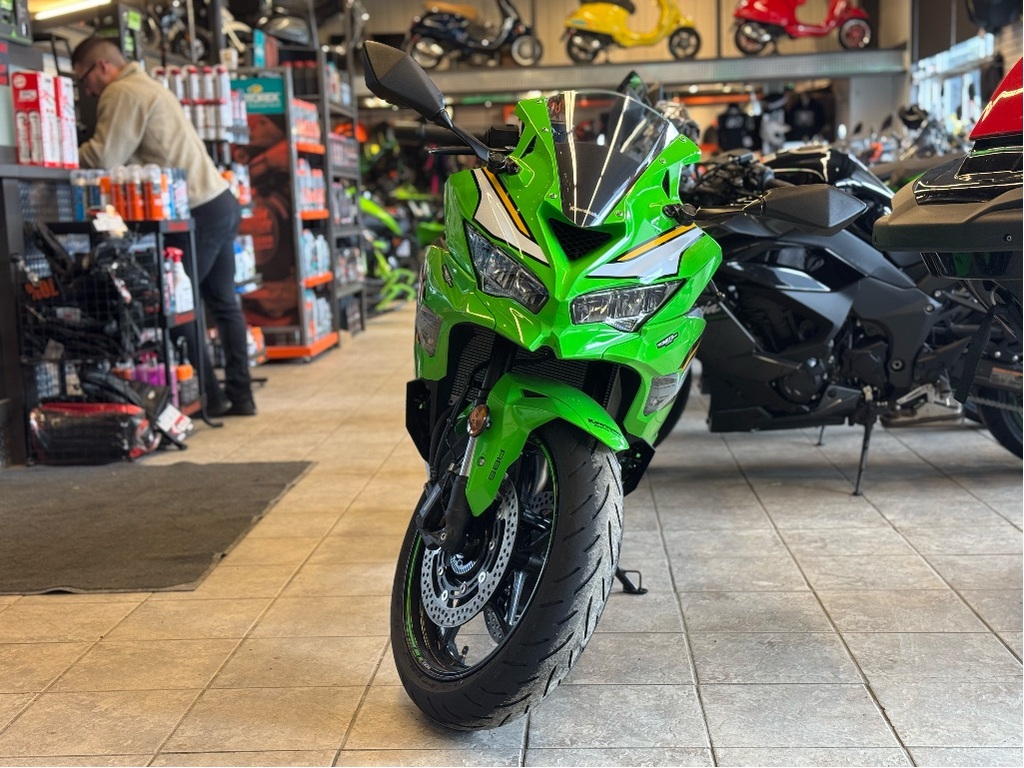 Kawasaki NINJA ZX-4RR KRT EDITION 2025 à vendre