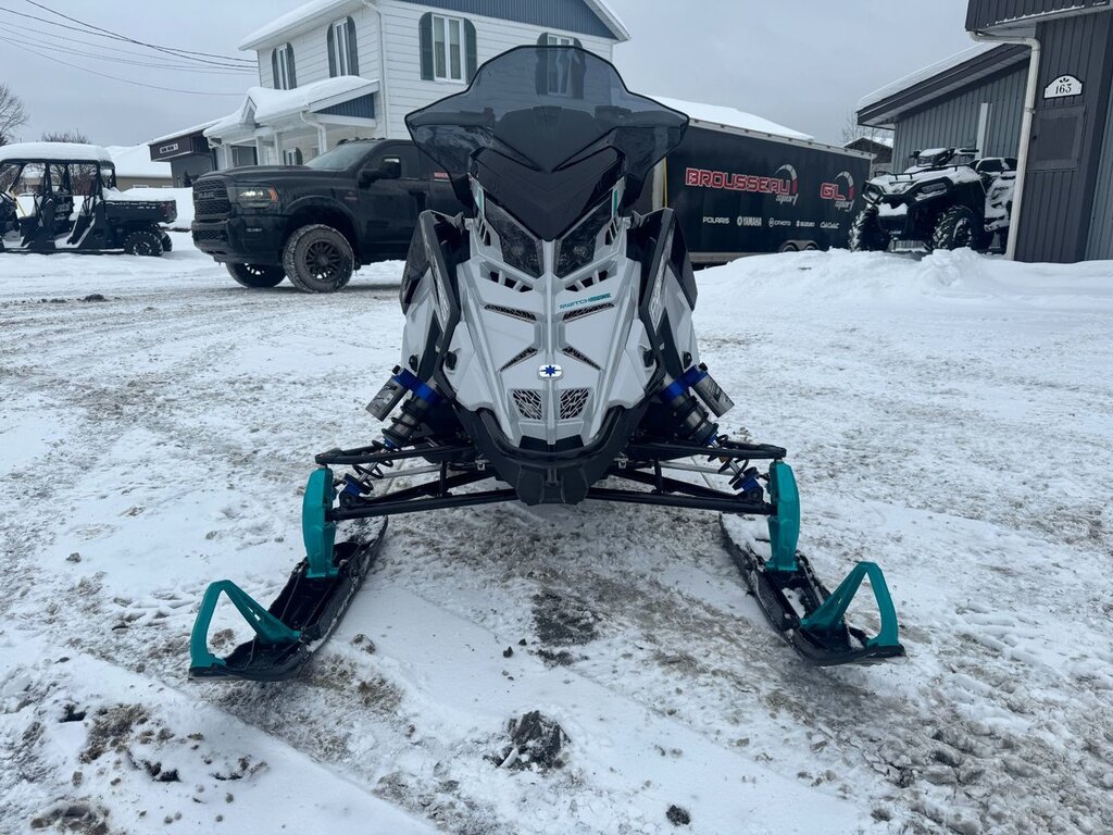 Polaris 850 SWITCHBACK ASSAULT 146 2025 à vendre