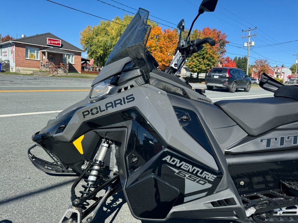 Polaris 650 Titan Adventure 155 2025 à vendre