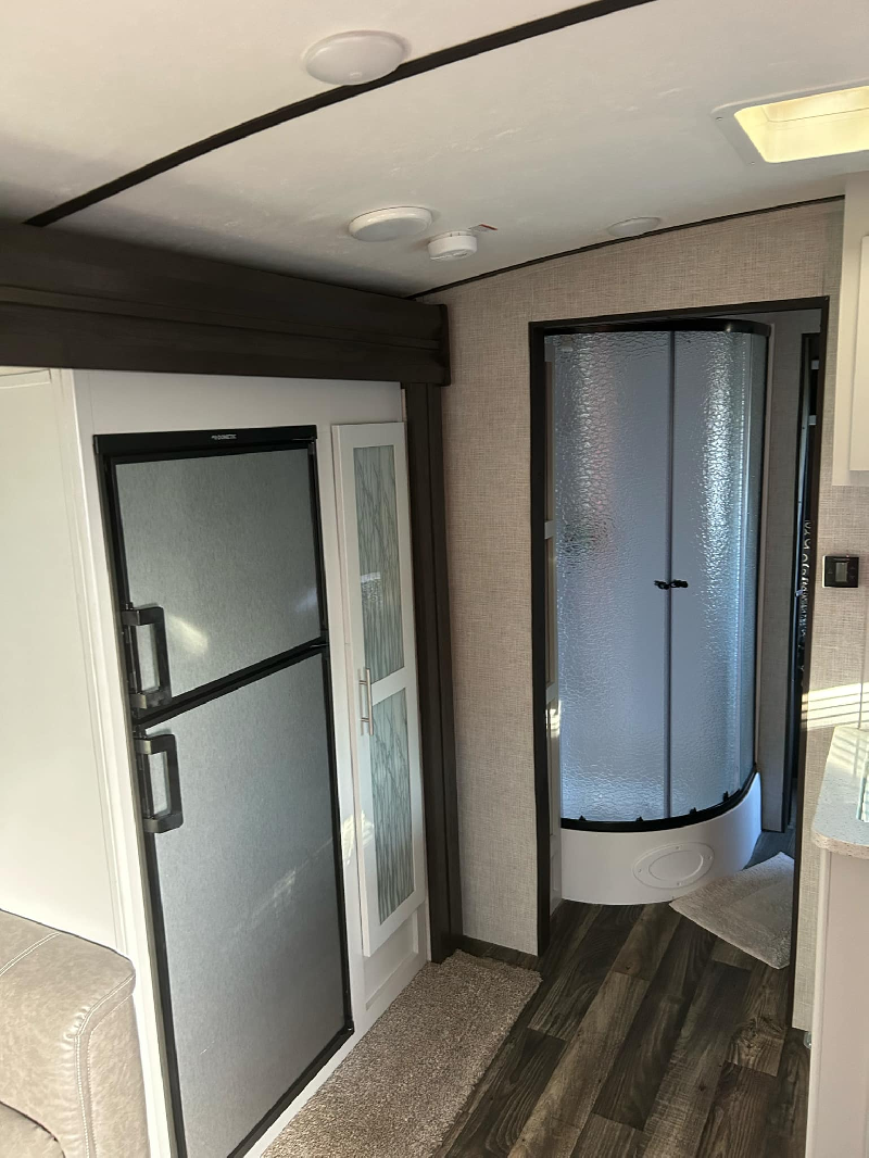 ROULOTTE KEYSTONE BULLET PREMIER 26UDP 2020 26 PIEDS QUALITÉ SUPÉRIEURE * VENTE DE PARTICULIER * à vendre