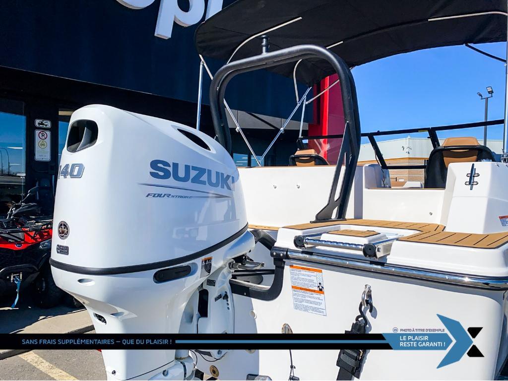 Starcraft SVX 190 OB 140HP deck boat bateau Ponté 2025 à vendre