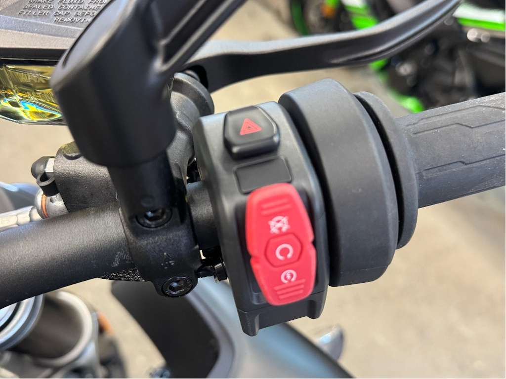 CFMOTO 800NK 2025 à vendre