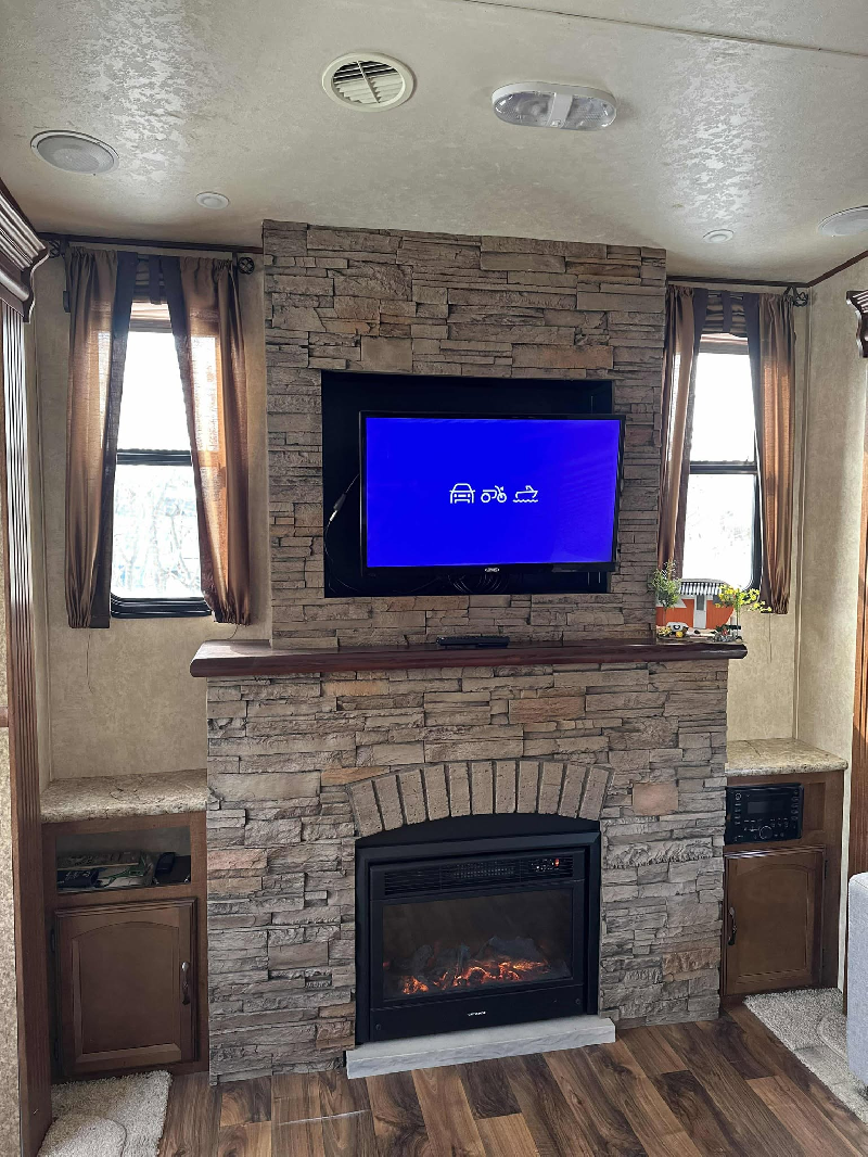 FIFTH WHEEL FOREST RIVER WILDWOOD HERITAGE GLEN LITE 2014 36 PIEDS ,3 SLIDE OUT * VENTE DE PARTICULIER * 418-932-6595 à vendre