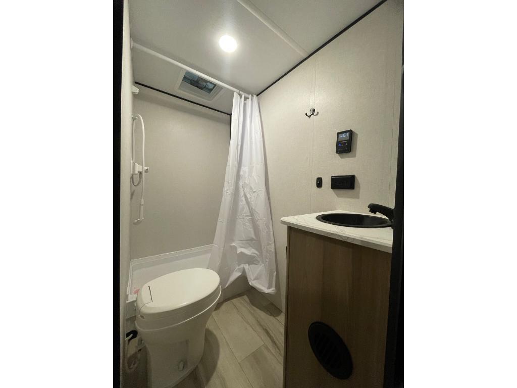 Coleman 23B 2025 à vendre