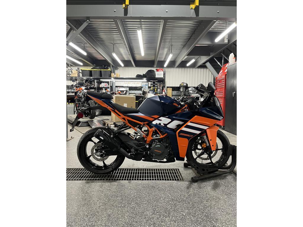 KTM RC 390 2024