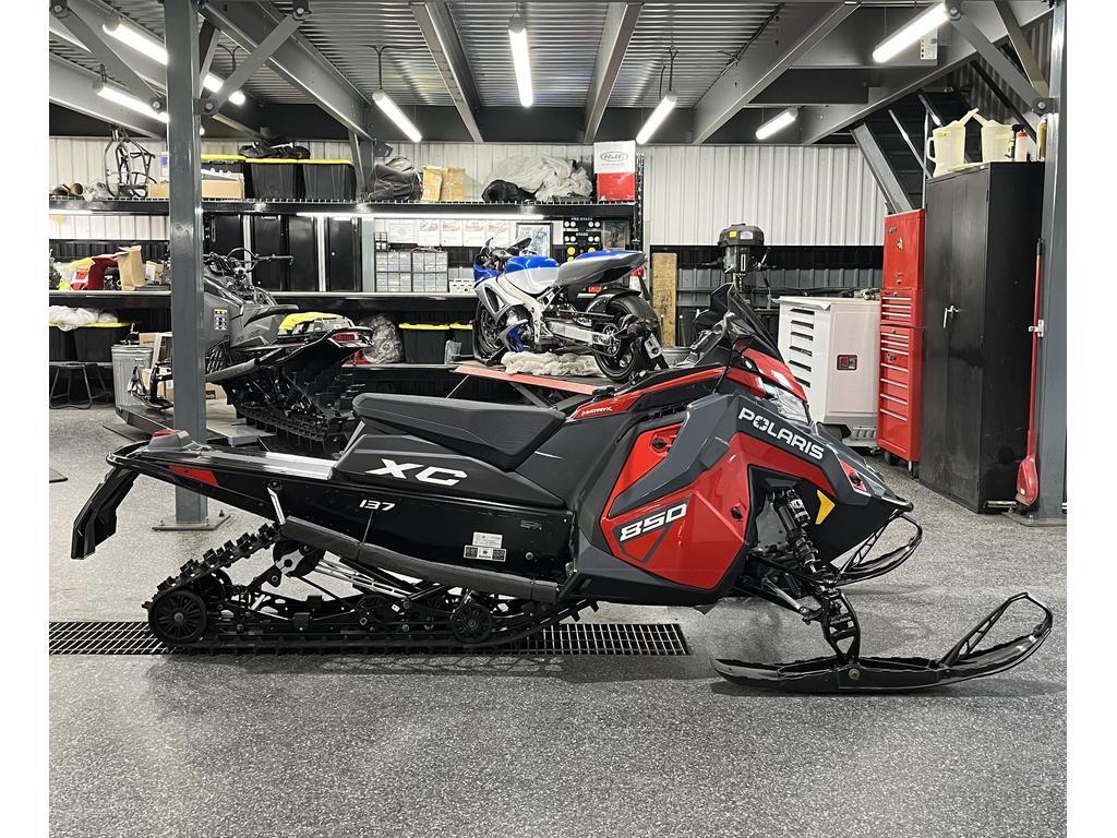 Polaris 850 INDY XC 137 2024