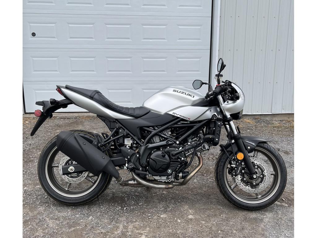 Suzuki SV650X 2024