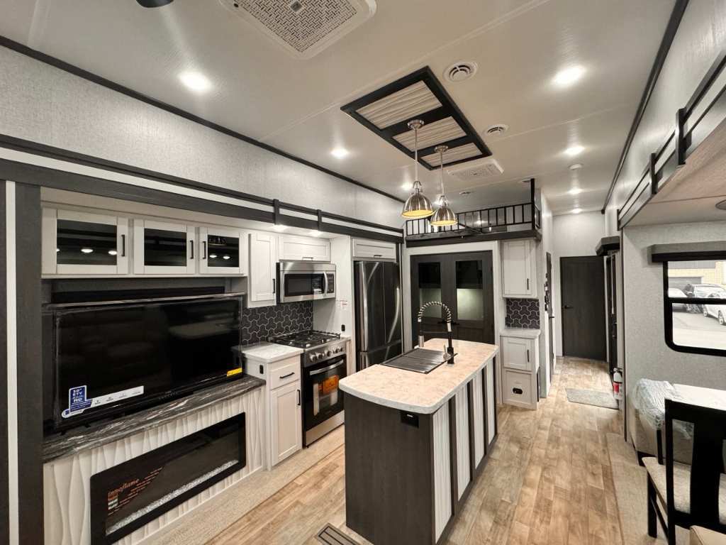 Keystone RV HAMPTON 375DBL 2025 à vendre