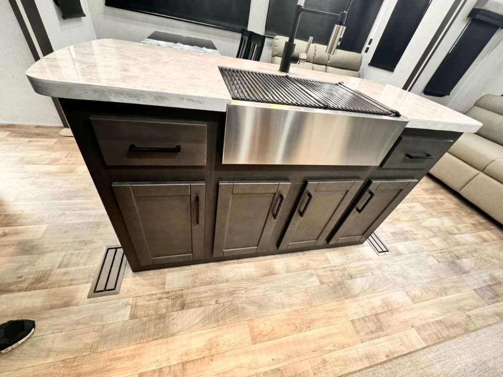 Keystone RV HAMPTON 375DBL 2025 à vendre