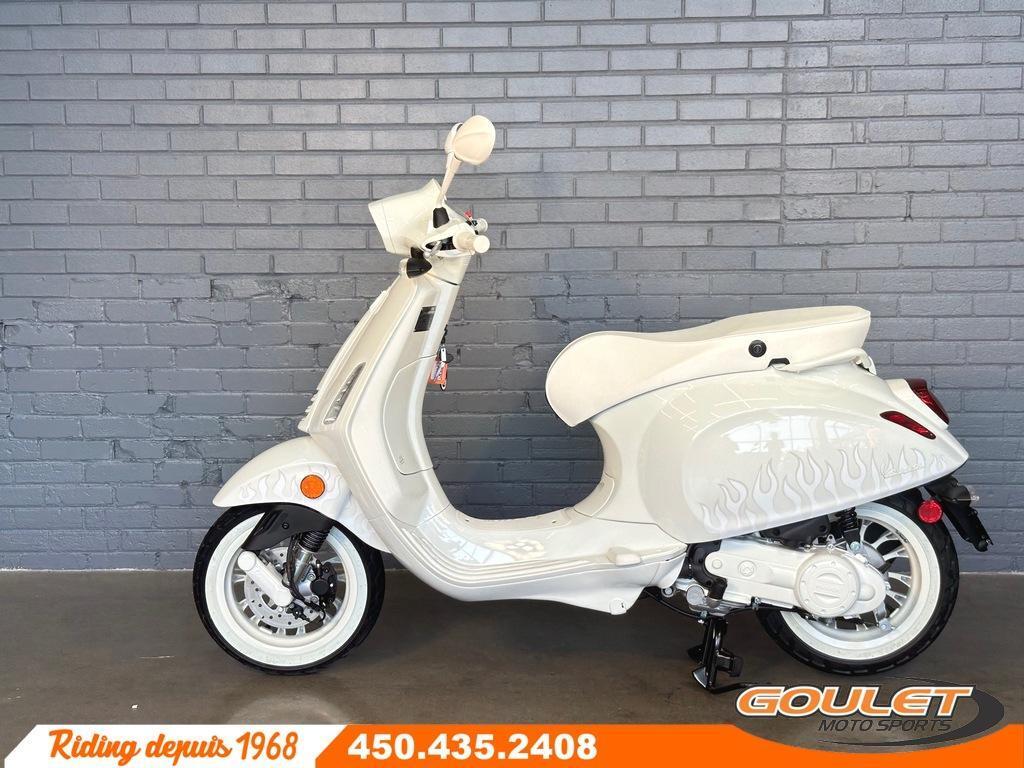 Vespa SPRINT 50 JUSTIN BIEBER 2022