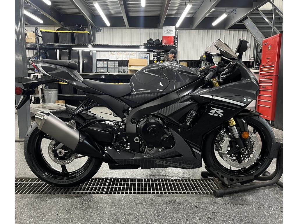 Suzuki GSX-R750M5 2025