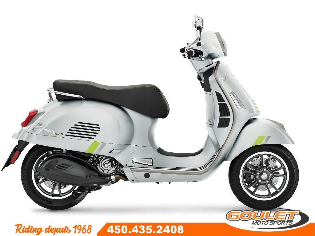 Vespa GTS 300 SUPER TECH 2023