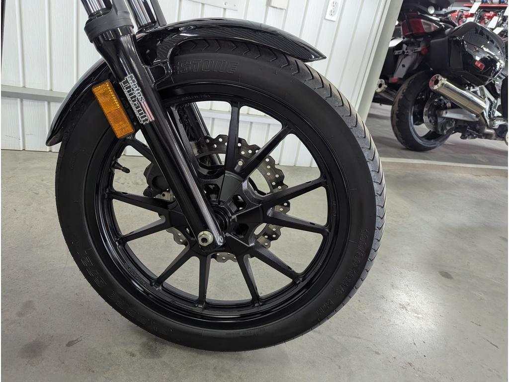 Yamaha Bolt 2024 à vendre