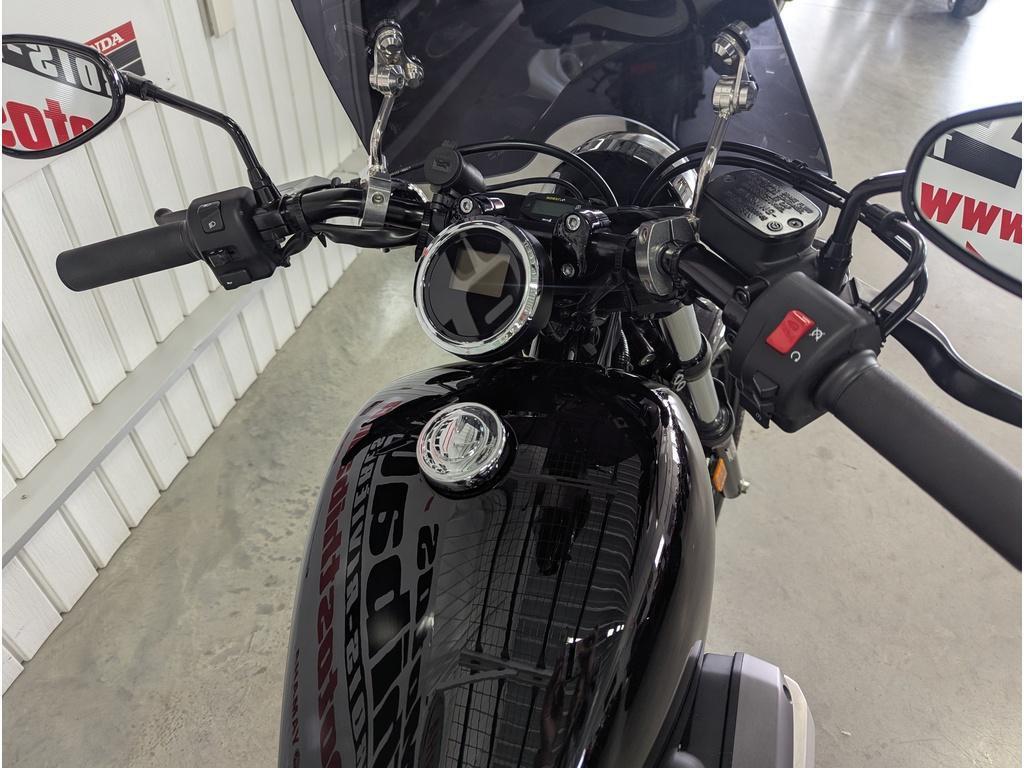 Yamaha Bolt 2024 à vendre
