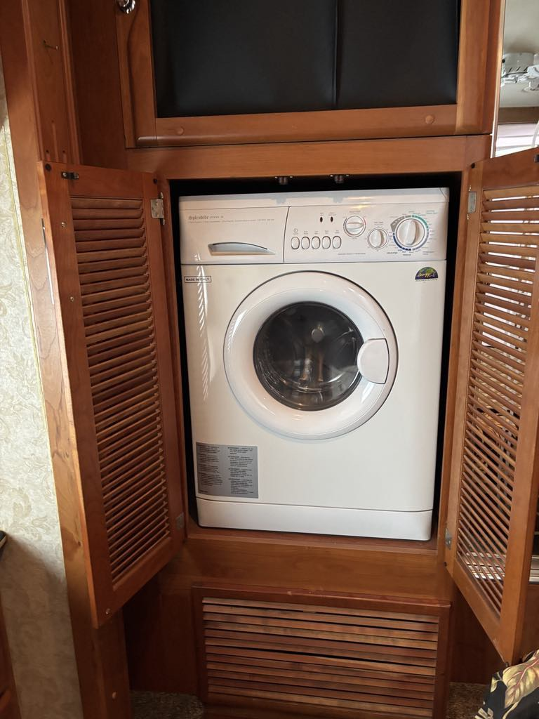 Motorisé 40? National Tradewinds à vendre