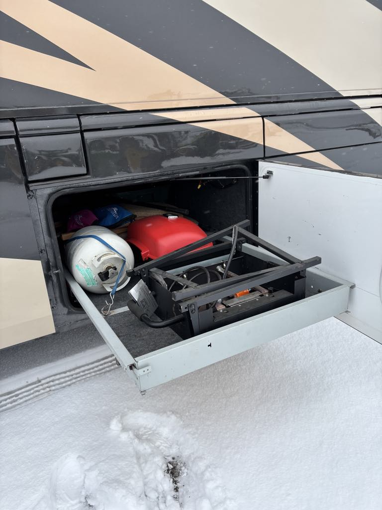 Motorisé 40? National Tradewinds à vendre