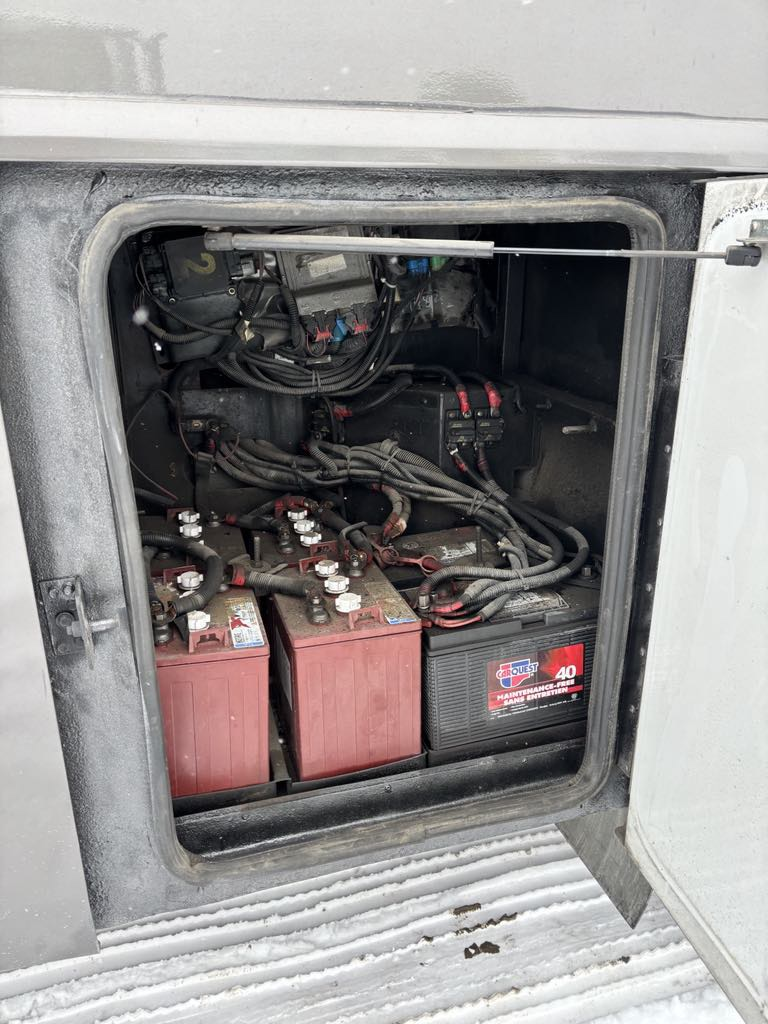 Motorisé 40? National Tradewinds à vendre