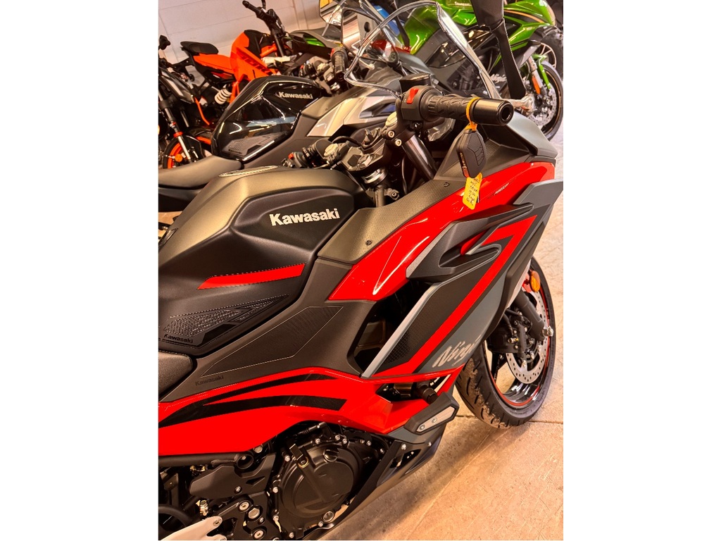 Kawasaki Ninja 500 SE 2025 à vendre