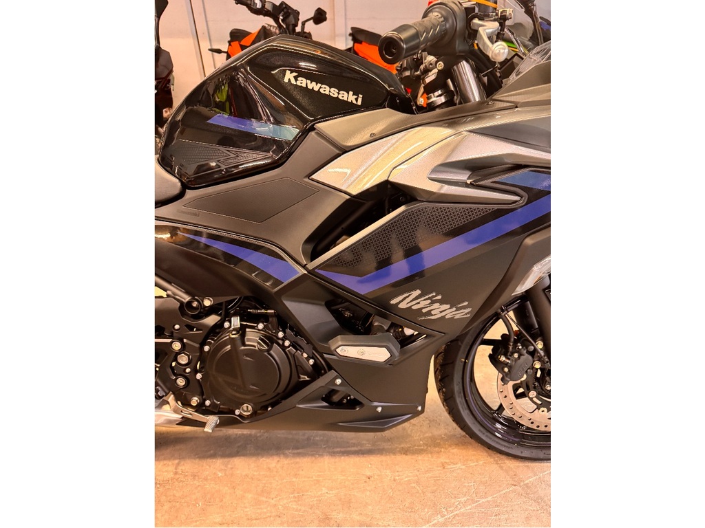 Kawasaki Ninja 500 SE 2025 à vendre
