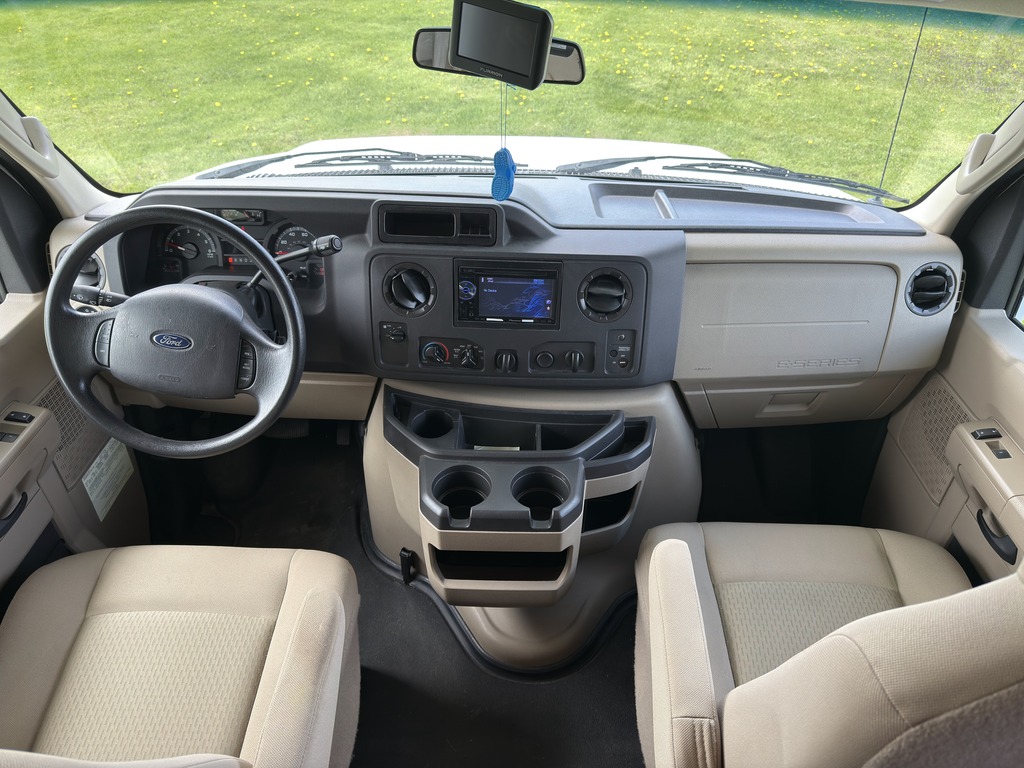 Winnebago Minnie Winnie 31K 2014 à vendre