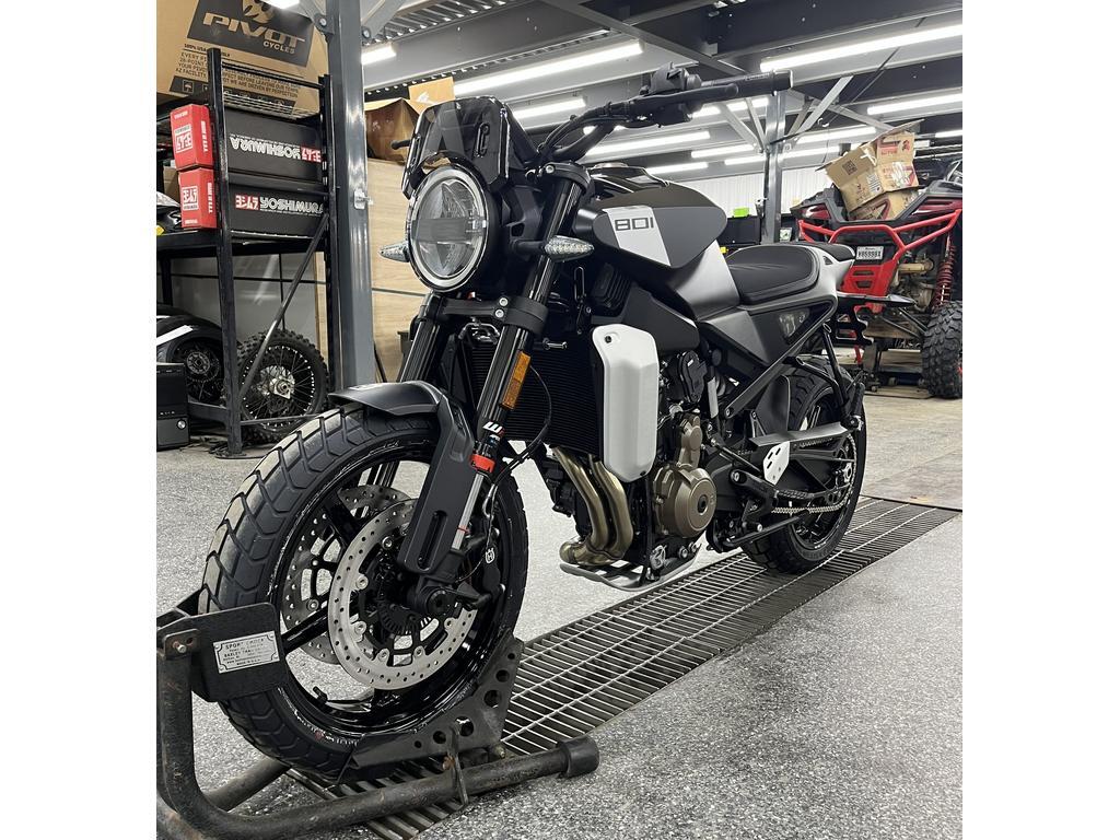 Husqvarna SVARTPILEN 801 2025 à vendre