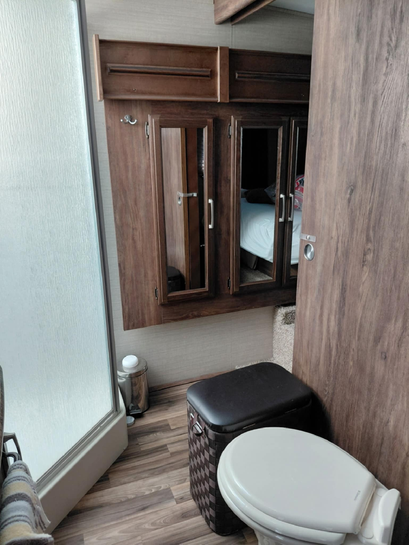 FIFTH WHEEL KEYSTONE COUGAR 27RKS 30 PIEDS 2 EXTENTIONS 7000 LBS * VENTE DE PARTICULIER * 418-932-6595 à vendre