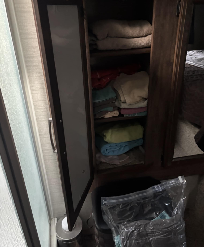 FIFTH WHEEL KEYSTONE COUGAR 27RKS 30 PIEDS 2 EXTENTIONS 7000 LBS * VENTE DE PARTICULIER * 418-932-6595 à vendre