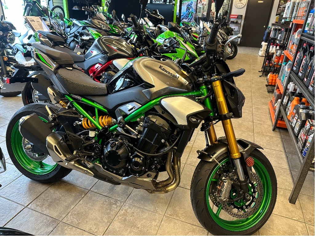 Kawasaki Z900 SE 2025 à vendre