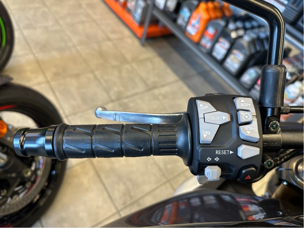 Kawasaki Z900 SE 2025 à vendre