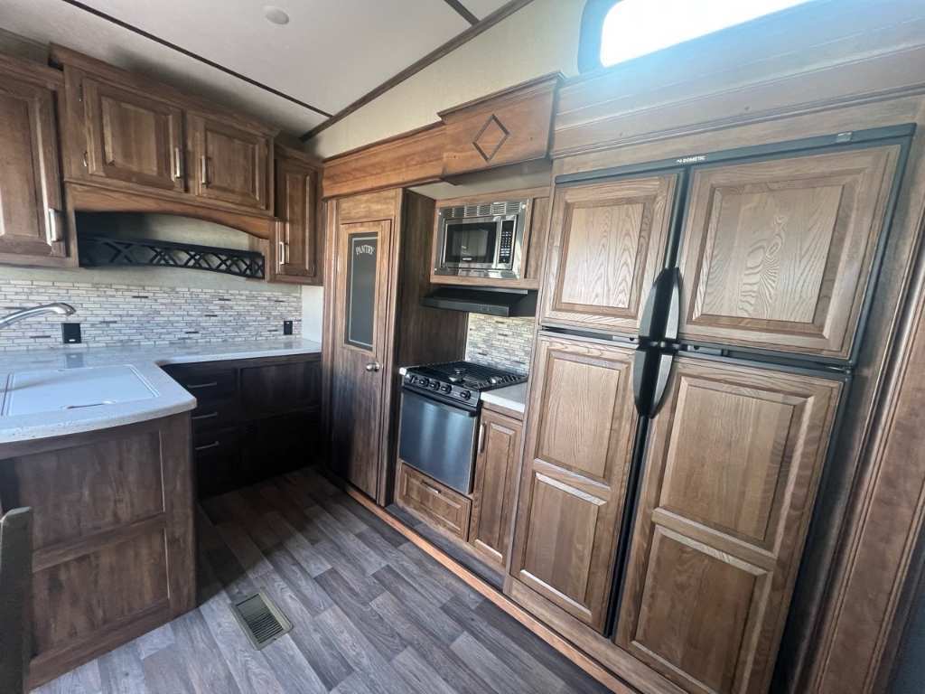 Cougar 337FLS 2018 à vendre