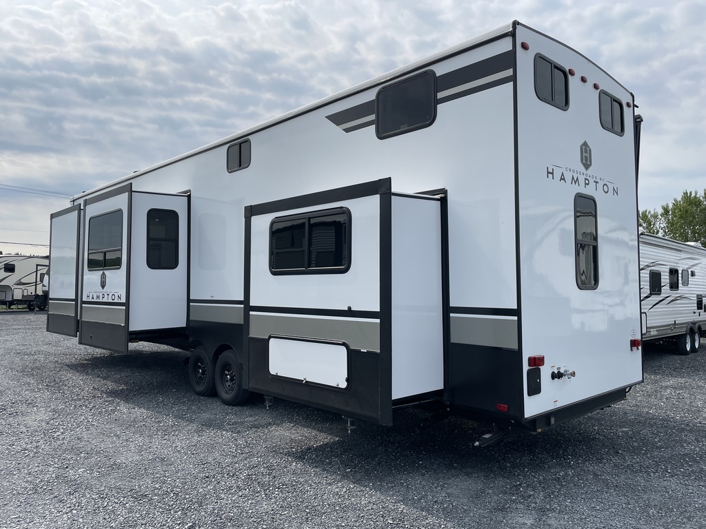 Hampton 388FKL 2025 à vendre