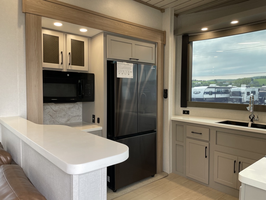 Hampton 388FKL 2025 à vendre