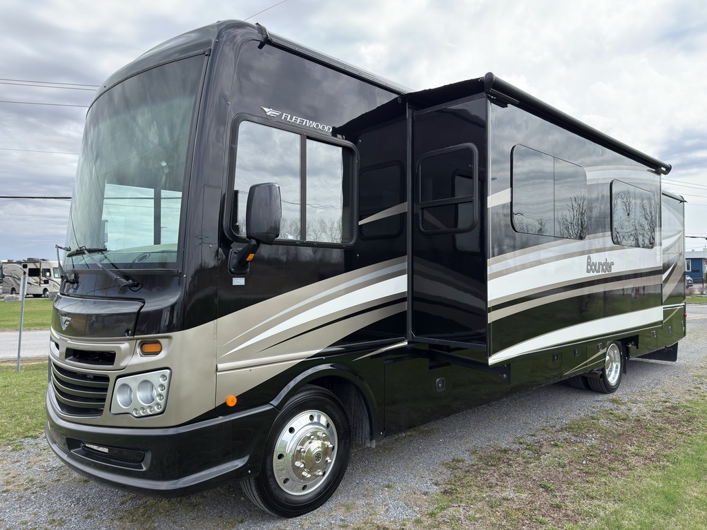 Fleetwood Bounder 36E 2016 à vendre