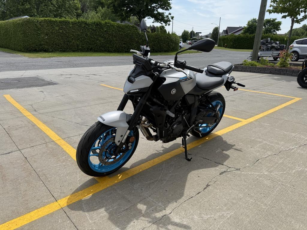 Yamaha MT-07 2025 à vendre