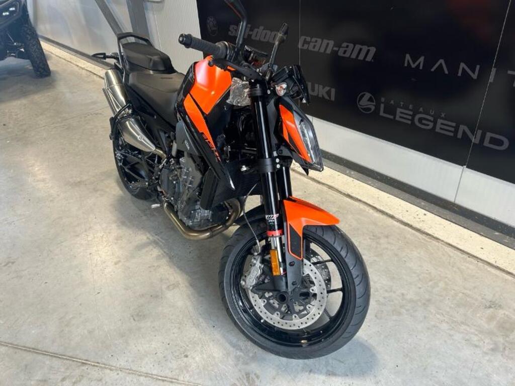 KTM DUKE 890 2022 à vendre