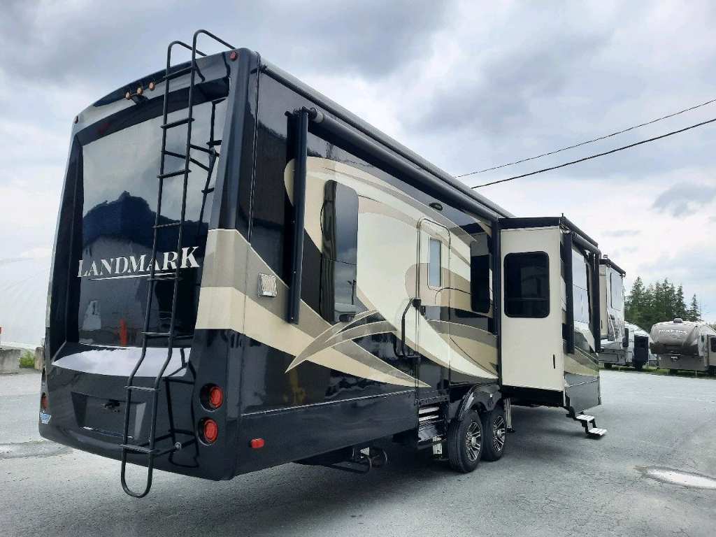 Heartland Landmark Madison 365 Series 2018 à vendre