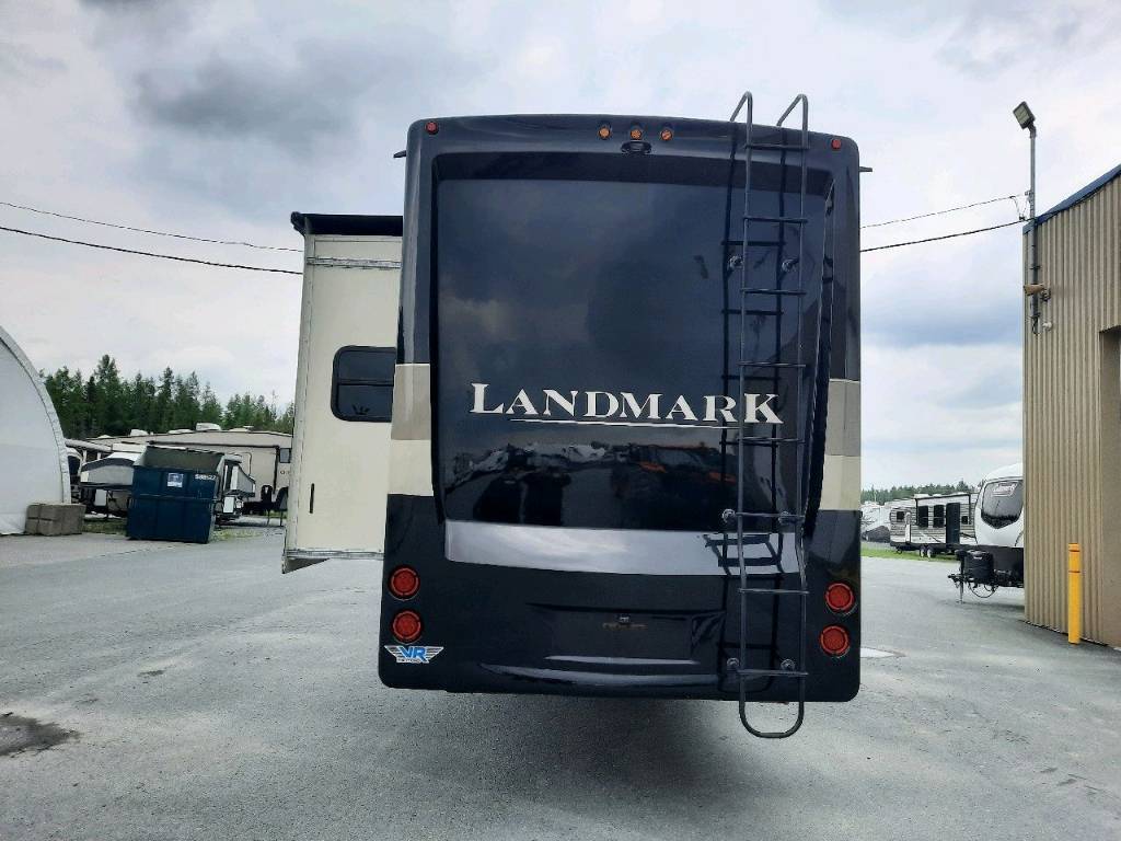 Heartland Landmark Madison 365 Series 2018 à vendre