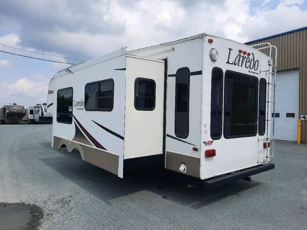 Keystone RV Laredo 28RL 2007 à vendre